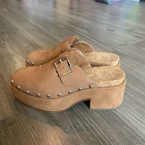 Dolce Vita Yevan Clogs